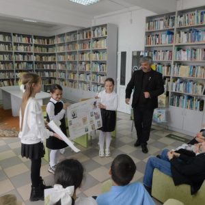 Dialog cu cititorii